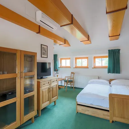 Lh Mlyn Hotel