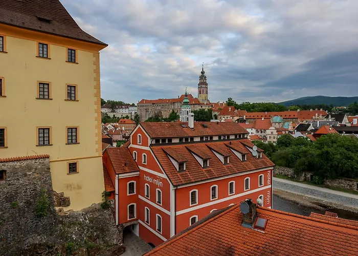 Ξενοδοχείο Mlyn 4*